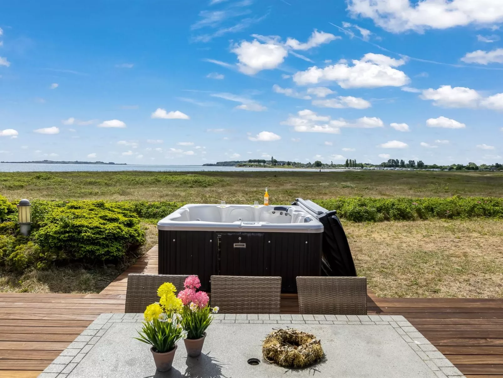 "Xaverius" - 30m from the sea-Dehors