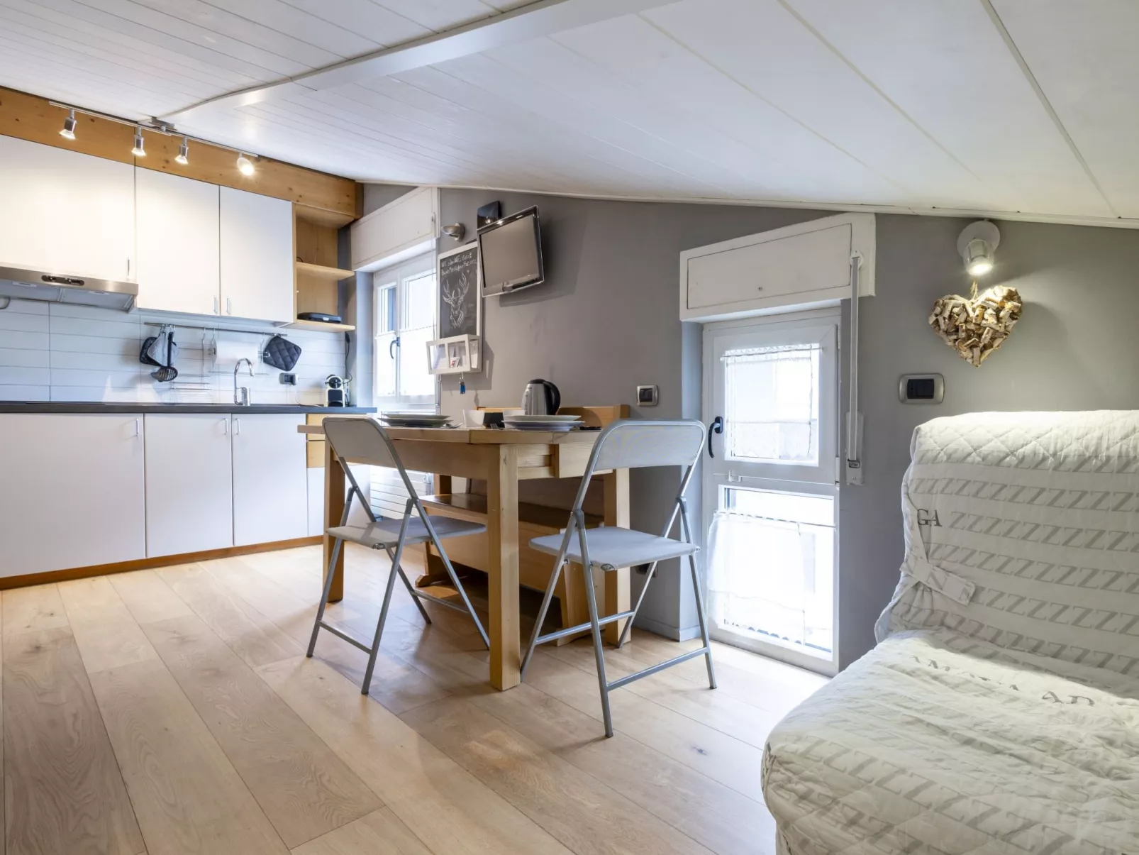 Mater Studio Flat