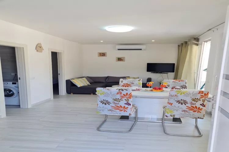 Luxury apartment ANI II with hot tub  - Two Bedroom Apartment with Terrace