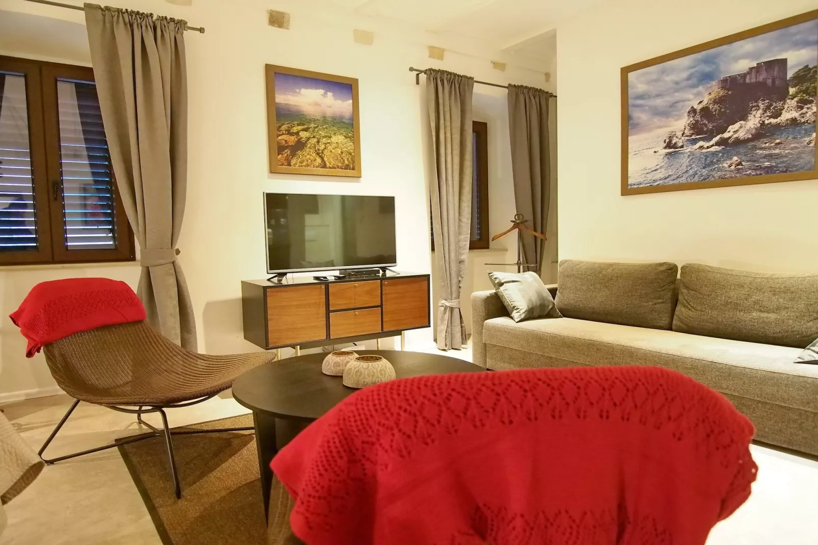 Luxury Style Apartments - Studio Apartment  (Elegant)