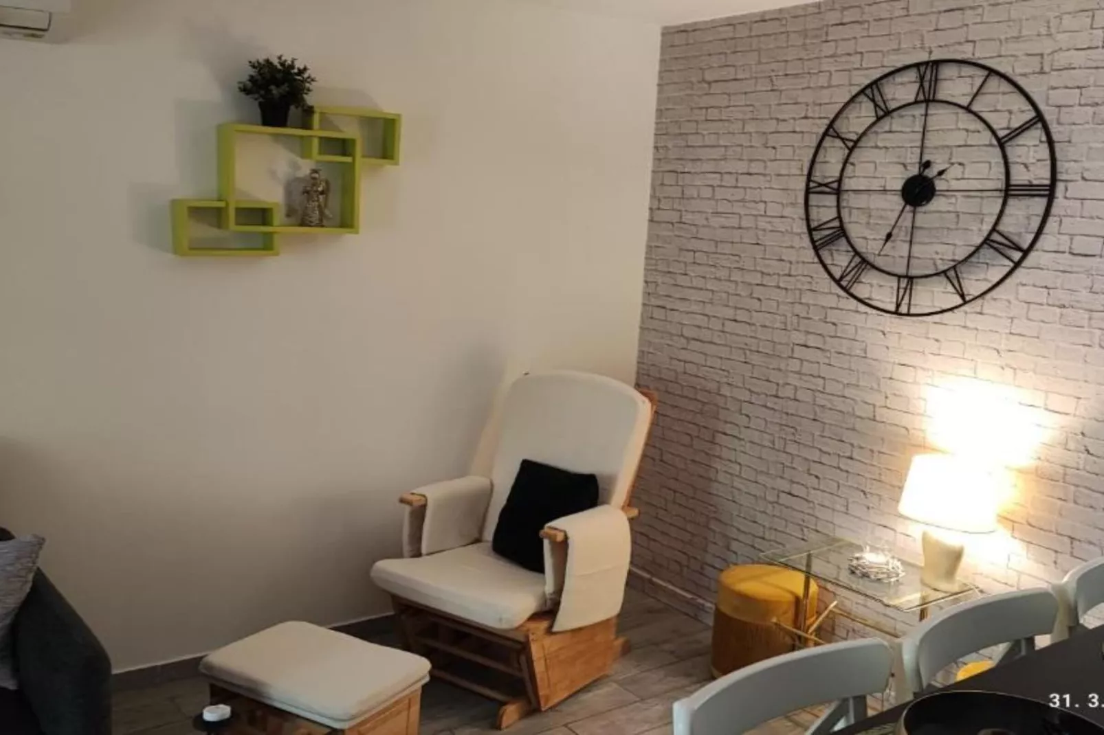 Apartment Dream Catcher - One Bedroom Apartment with Garden