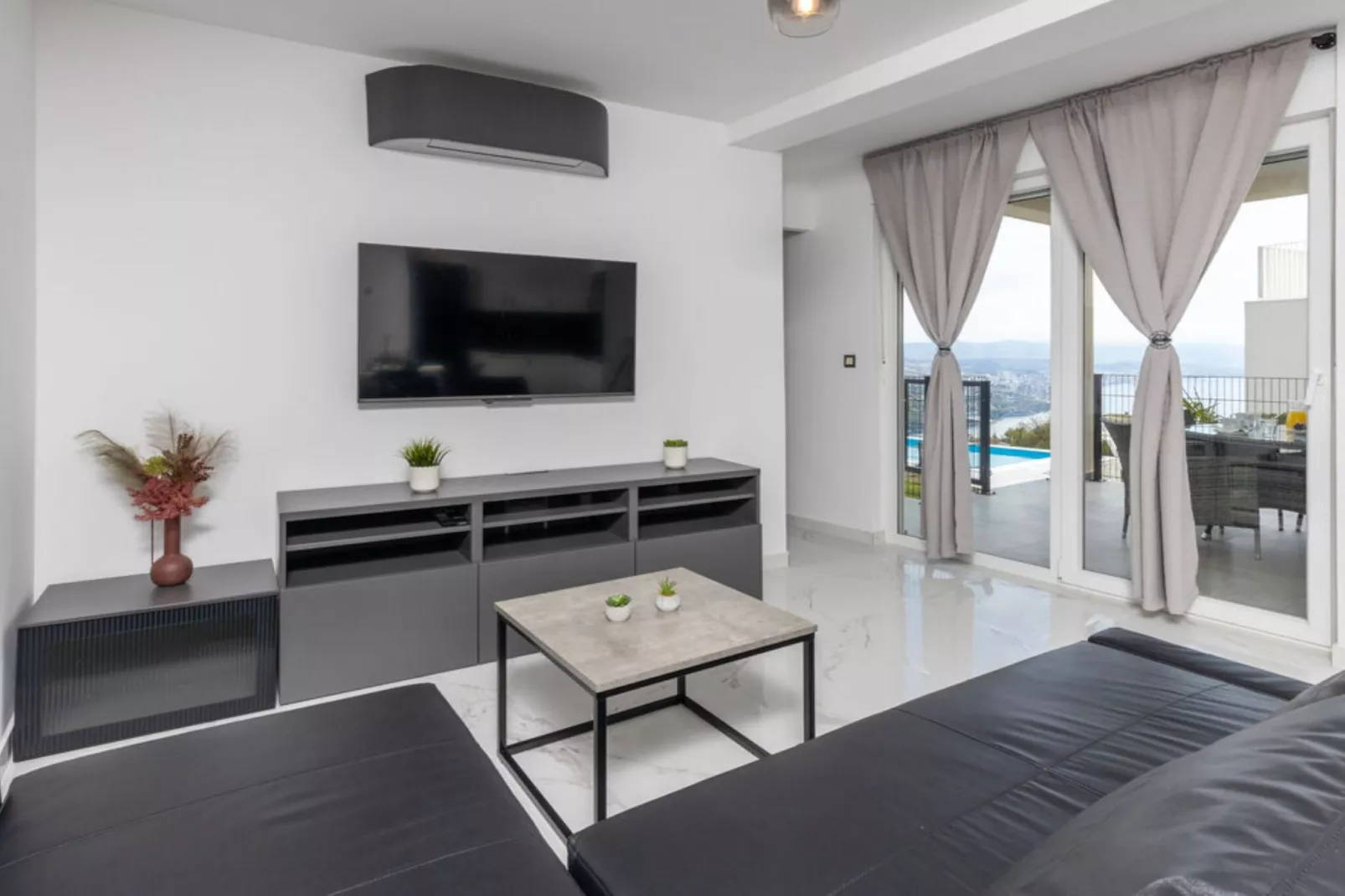 Apartments Bregha - One Bedrom Apartment with Terrace