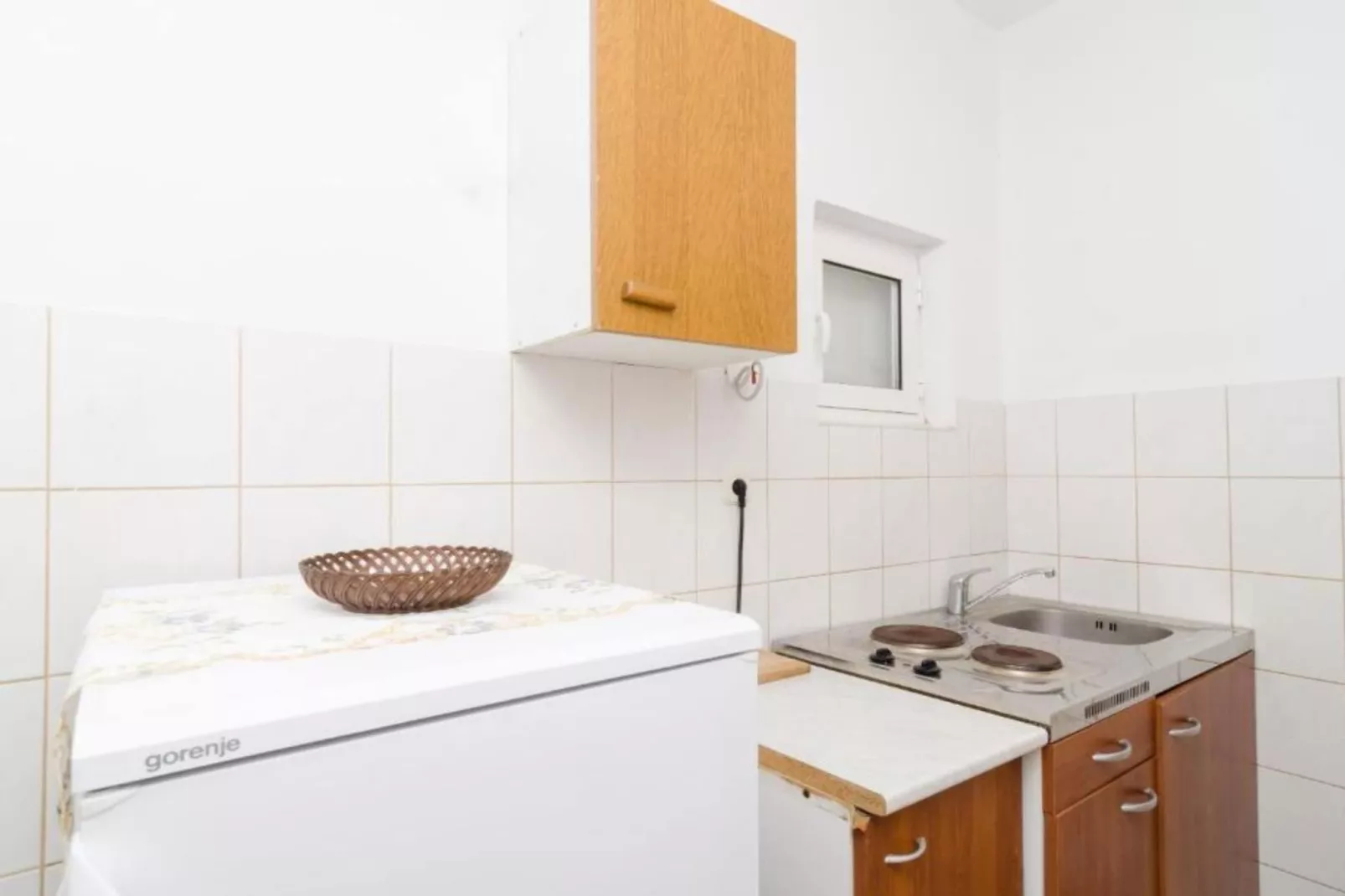 Guest House Sobra 38 - Double Room with Balcony and External Bathroom 5