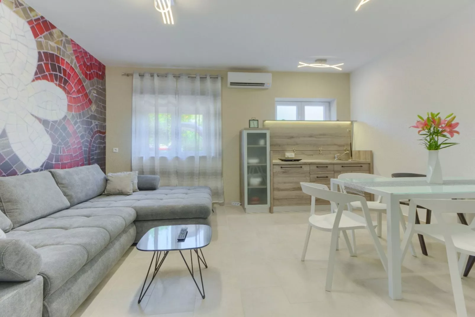 Majestic Kastel Stari Apartment with Terrace - Two Bedroom Apartment with Terrace