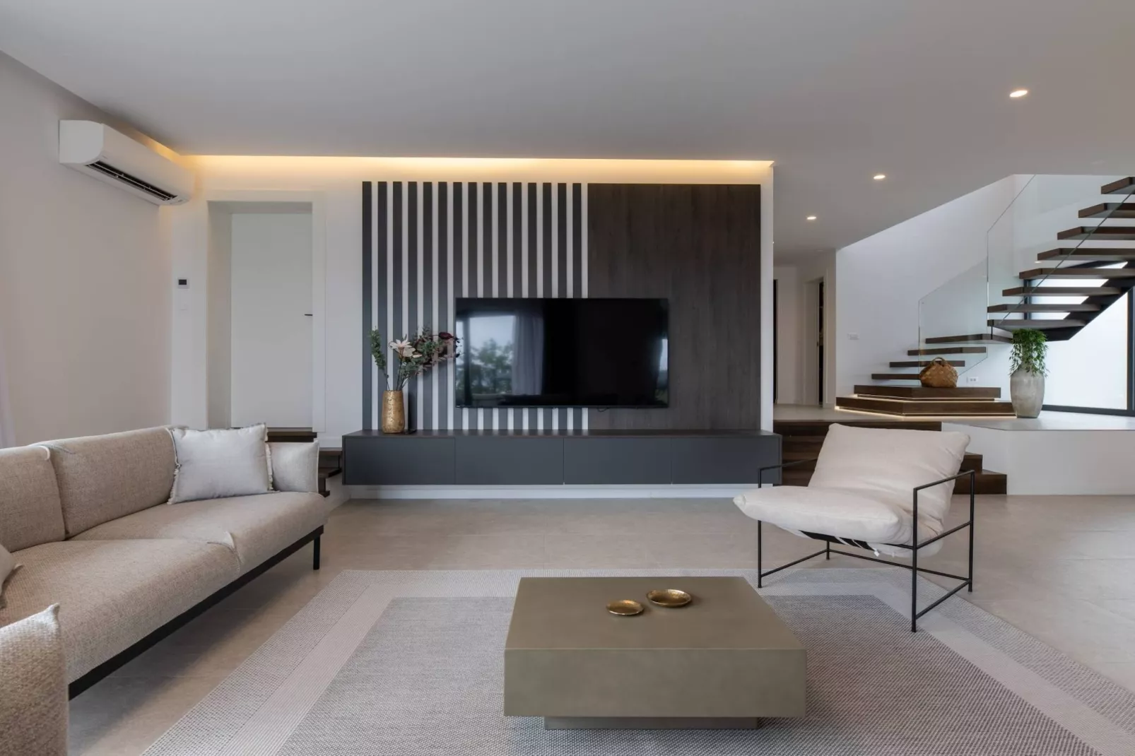 Moonlit Mirage Villa with Pool, Gym and Sauna - Five Bedroom Villa with Pool
