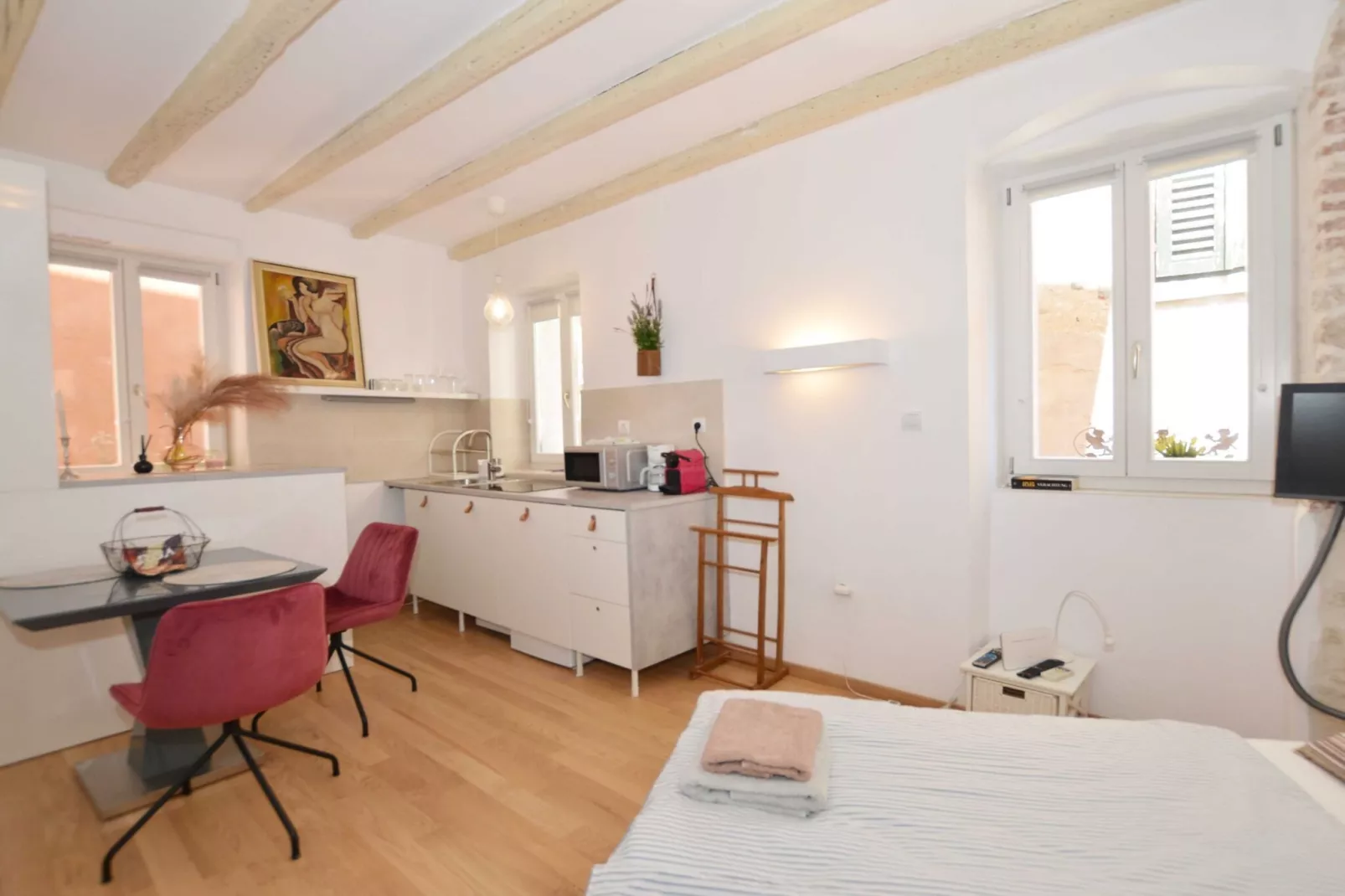 Modern and Cozy Rovinj Old Town Apartments - Classic Studio Apartment (owner Lavanda)