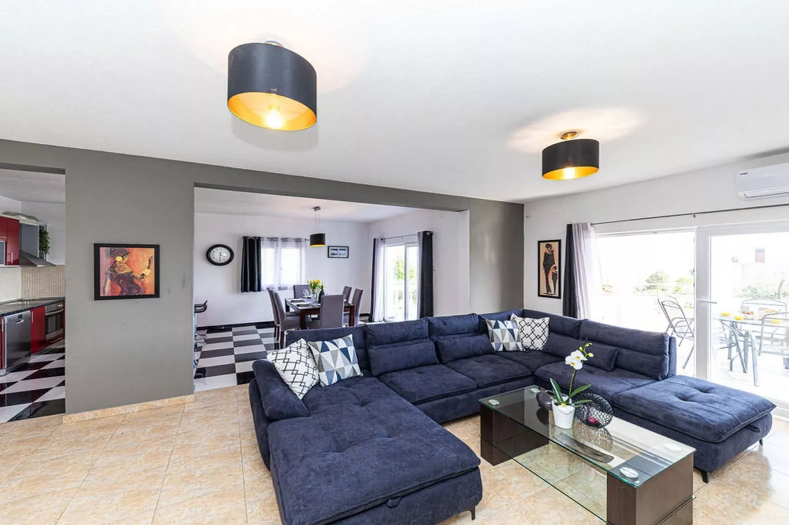 Exquisite Spacious Villa Bufaline with Pool and Gym - Eight Bedroom Villa with Pool and Gym