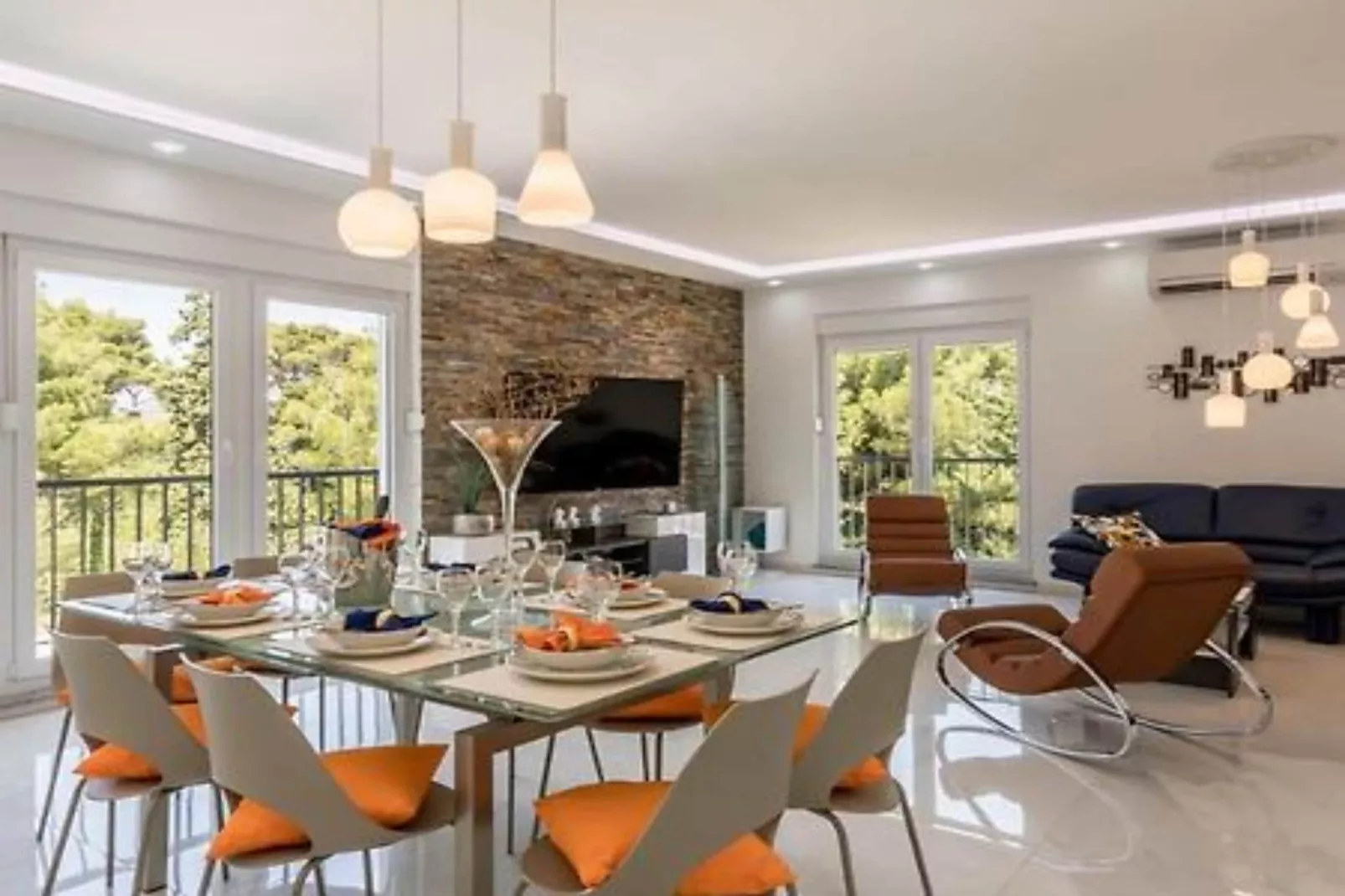 Modern & Stylish Villa with Private Pool - Four Bedroom Villa with Pool