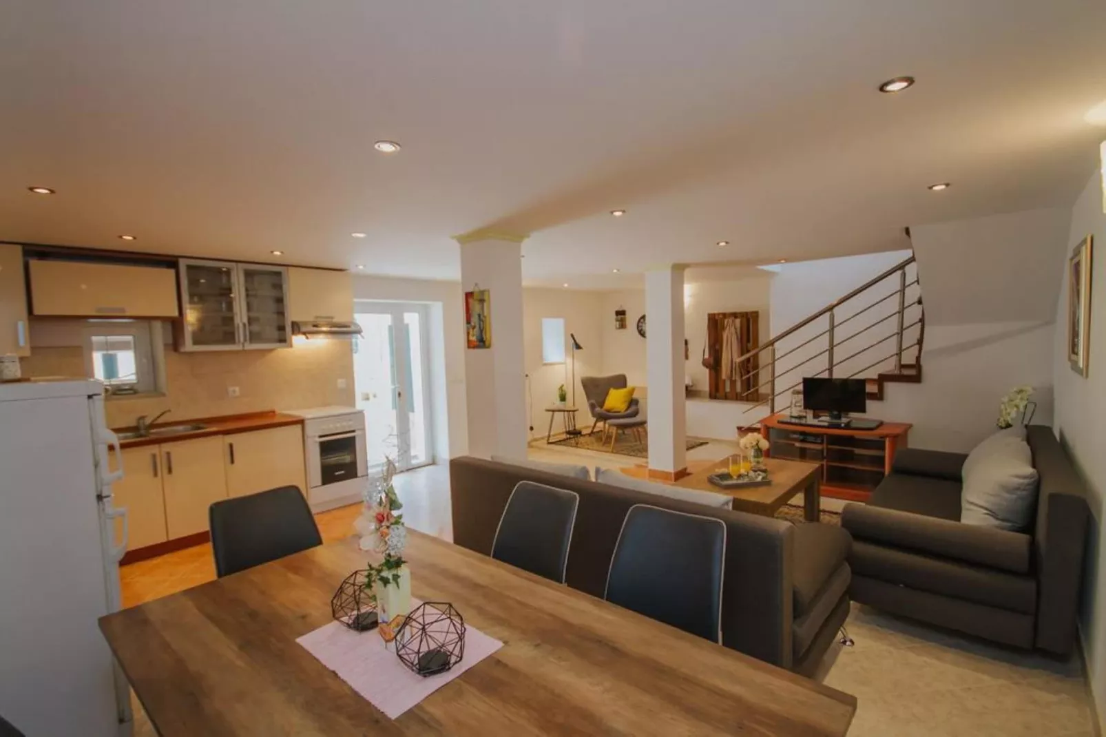 Tranquil Getaway Villa Prapatnica with Pool and Garden - Three  Bedroom Villa with Pool