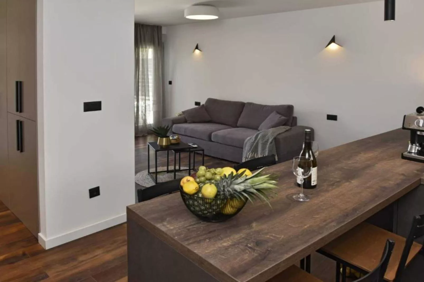 Luxury Slatine Apartments with Terrace and Garden - One Bedroom Apartment with Terrace