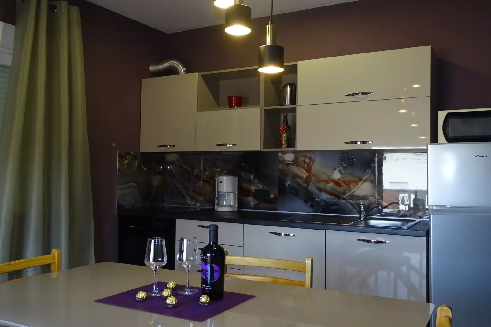 One Bedroom Apartment Luna 3