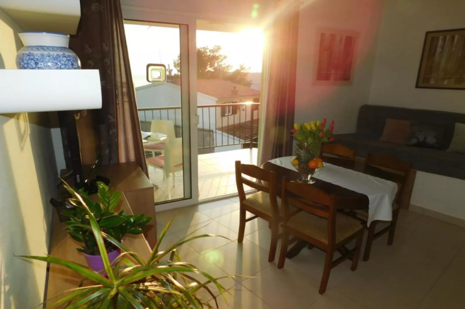Apartments Roščić -  Classic Two Bedroom Apartment with Balcony and Sea View