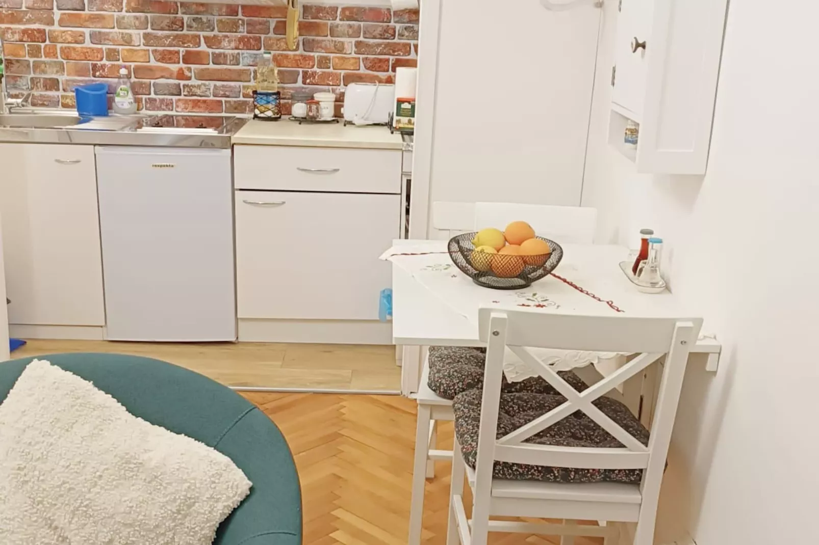 Charming Apartment with Terrace and Old Town View - One Bedroom Apartment with Terrace