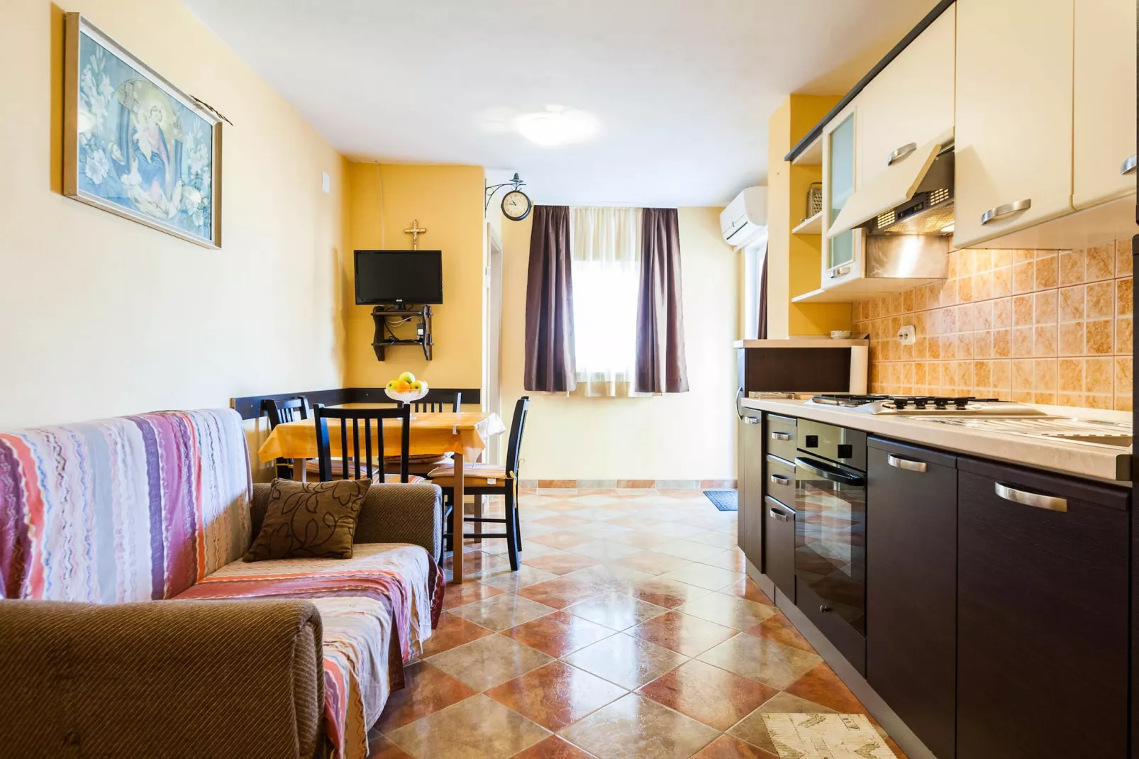 Cozy Apartments in Zadar with Sea and Mountain Views - One Bedroom Apartment with Balcony (owner 1)