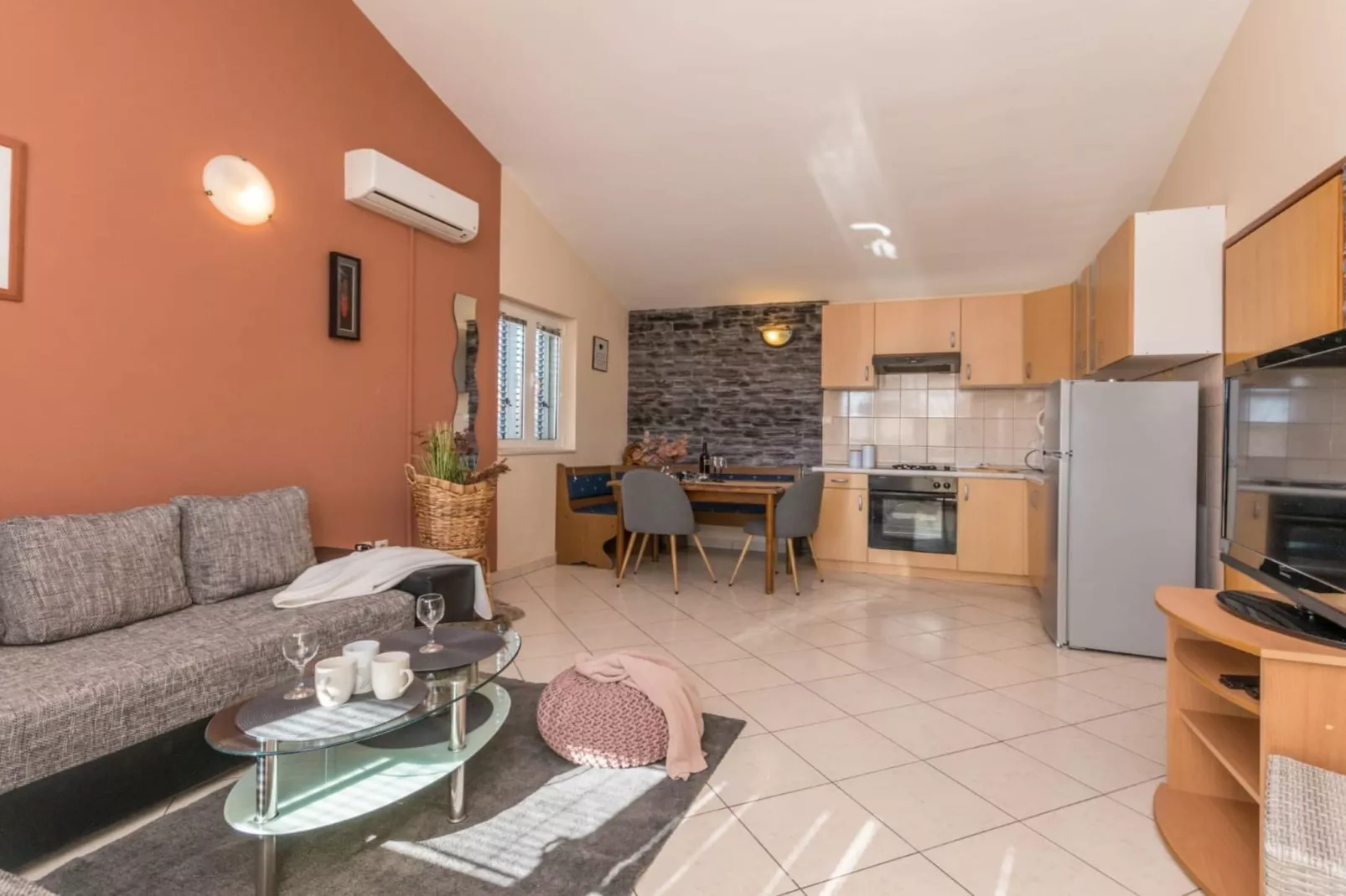 Villa Julia - One Bedroom Apartment 2