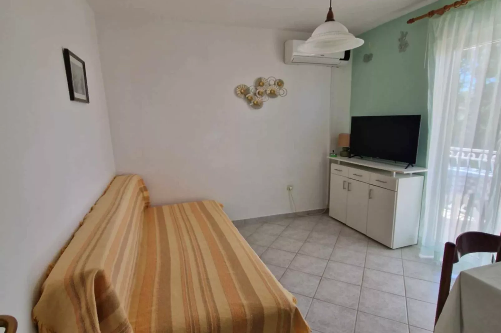 Apartments Dana - One Bedroom Apartment 2