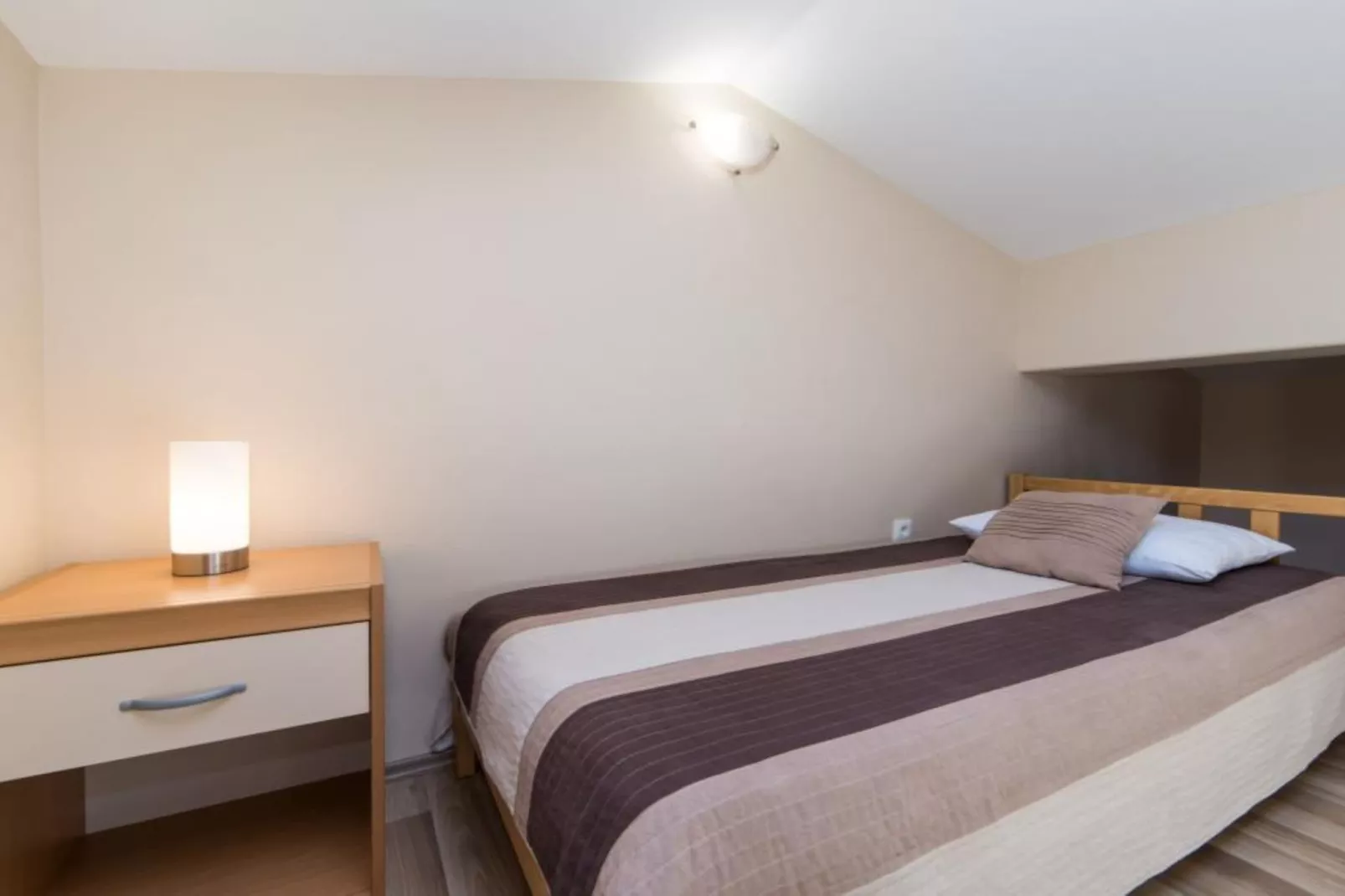 Apartments Nmn - Studio Apartment with Balcony 3