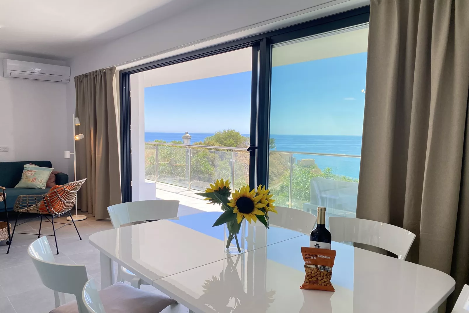 Balcon del Mar Seaview 113 by Casasol