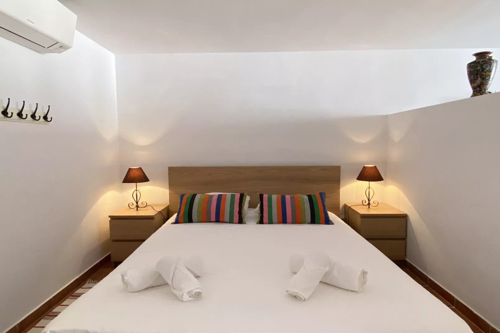 Hibiscos 7 San Juan de Capistrano by Casasol