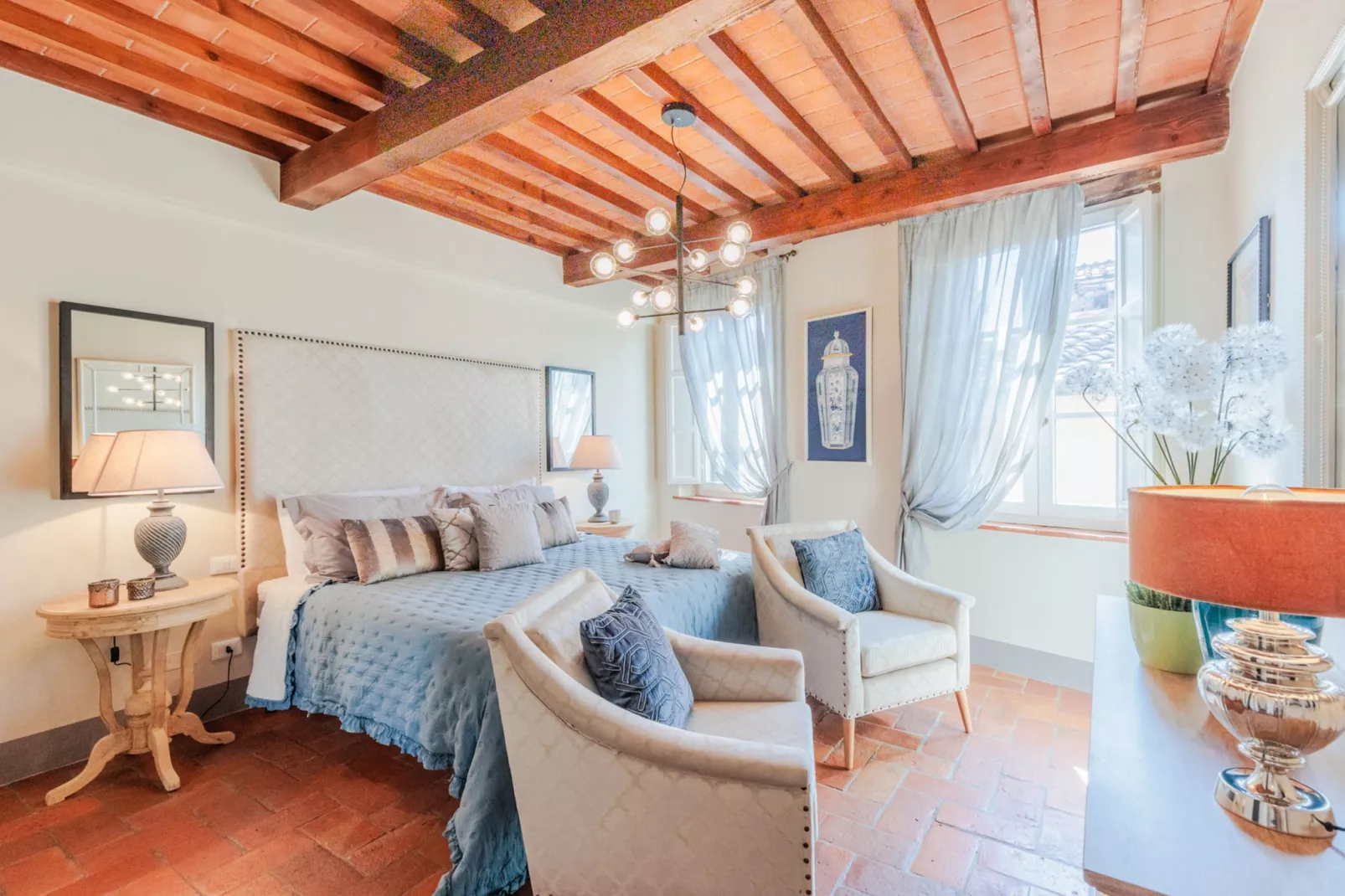 Casa Lucky, a Modern Lucca Penthouse