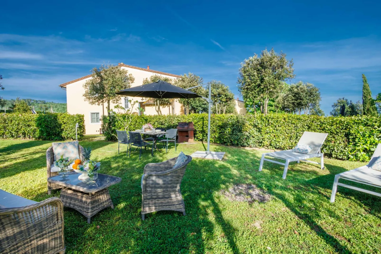 Pietro Farmhouse Apartment in Wine Resort in Lucca