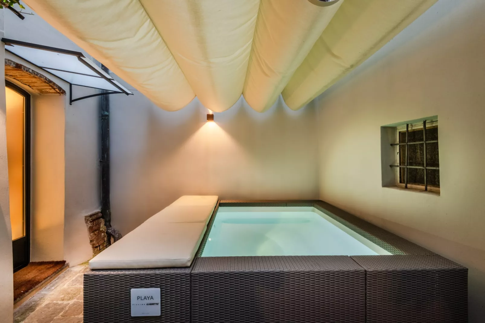 Gallo Cedrone, a Home with Outdoor