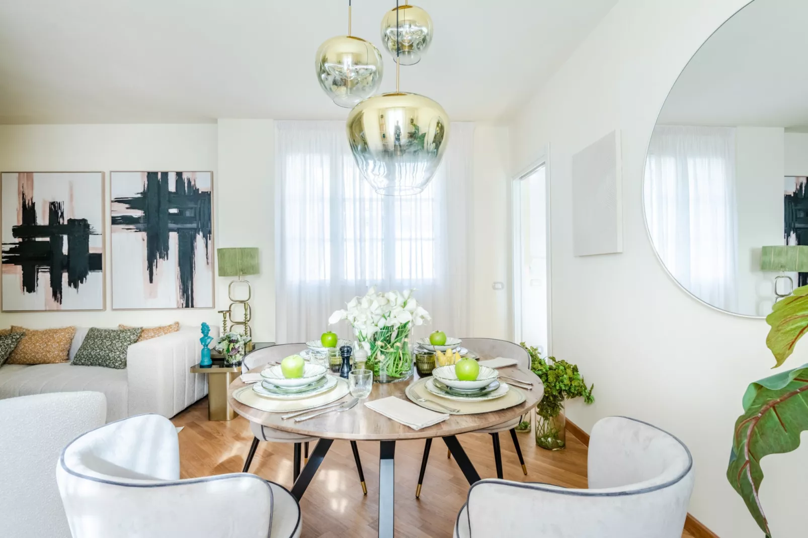 Borgo House, an Apartment with Garage