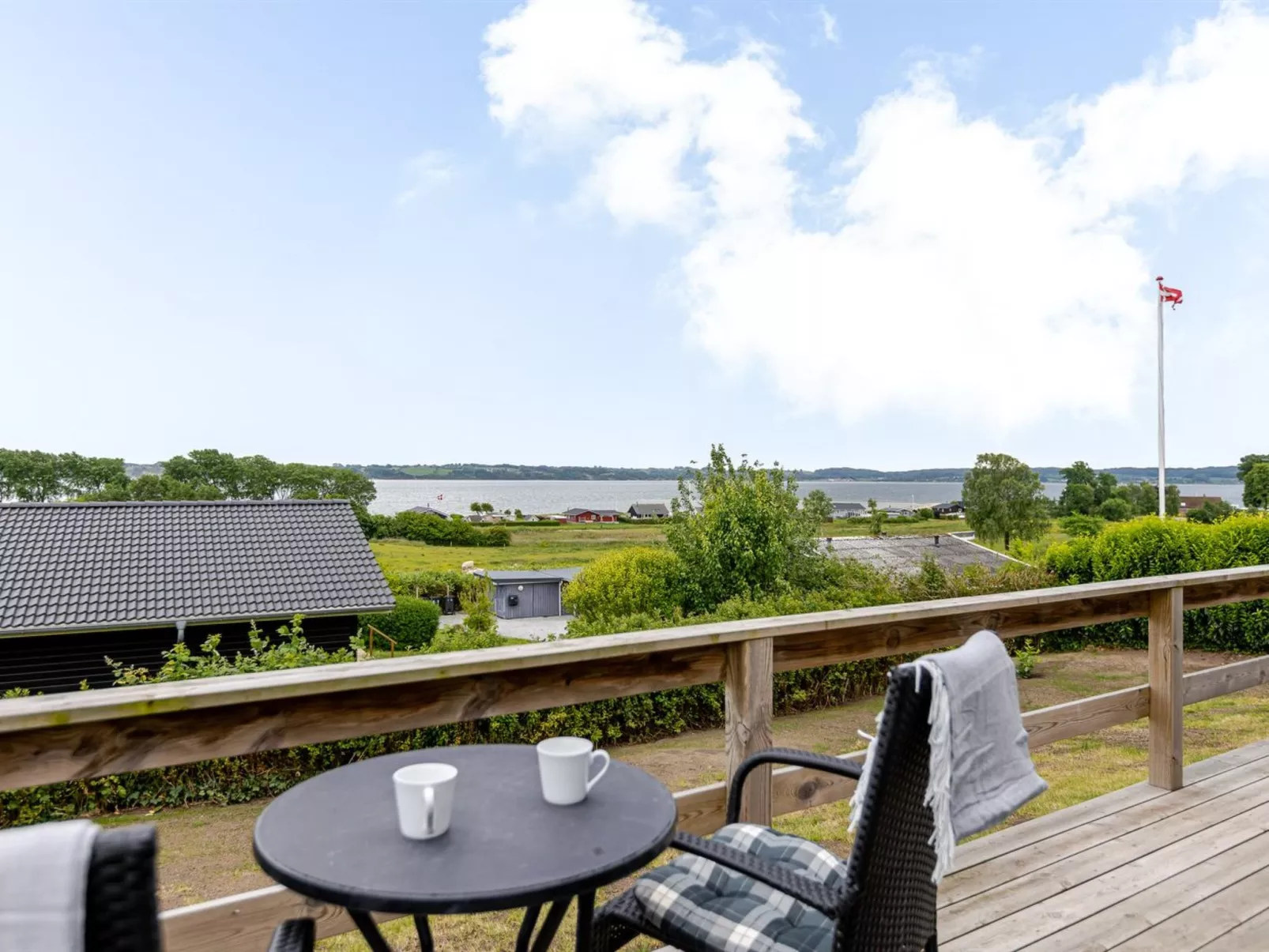 "Gyda" - 350m from the sea-Dehors