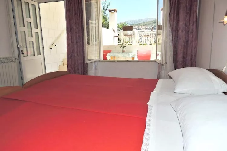 Apartments Majkovica- Studio with Terrace
