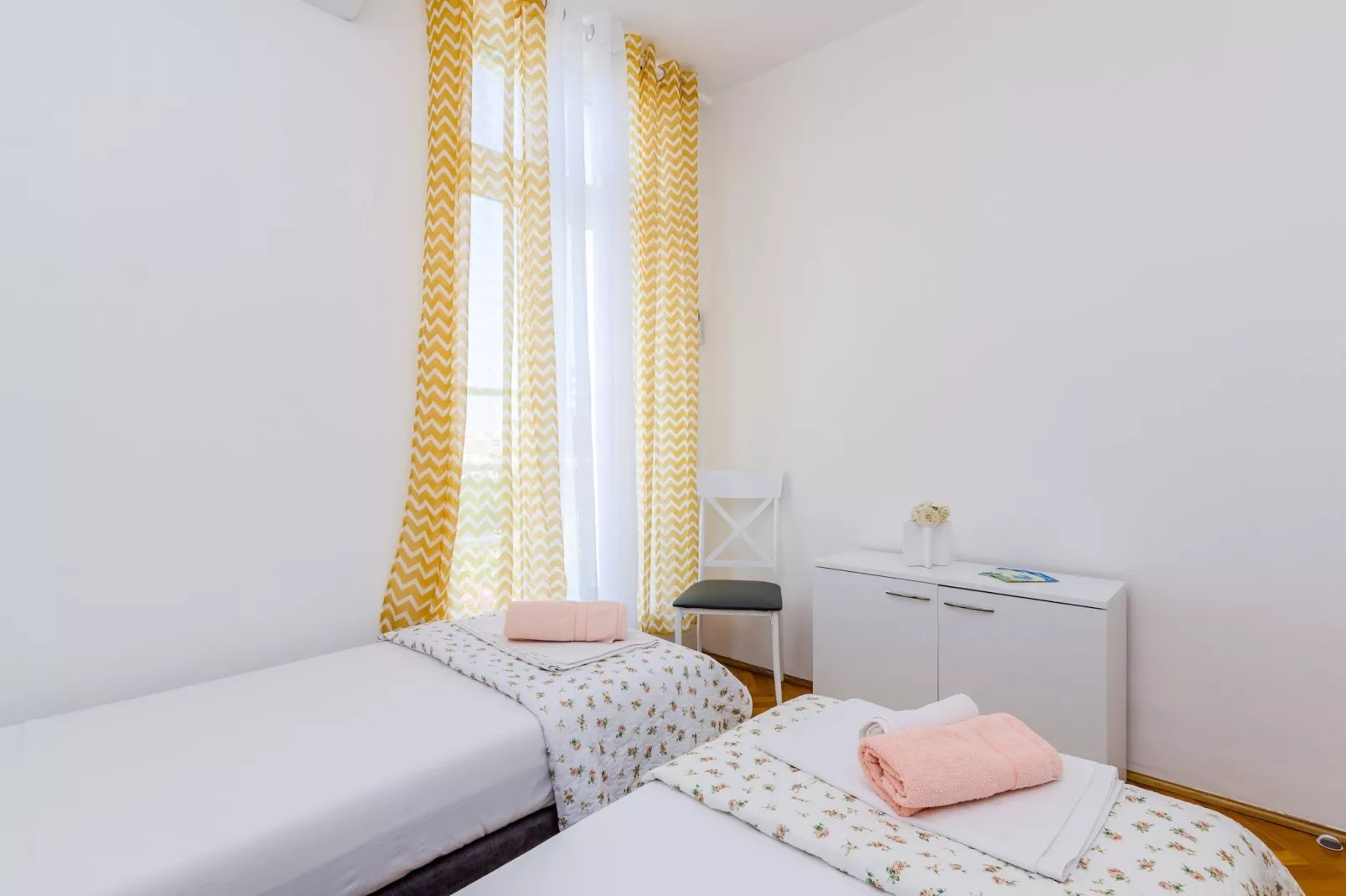 Apartment Petrana - Studio Apartment with Terrace