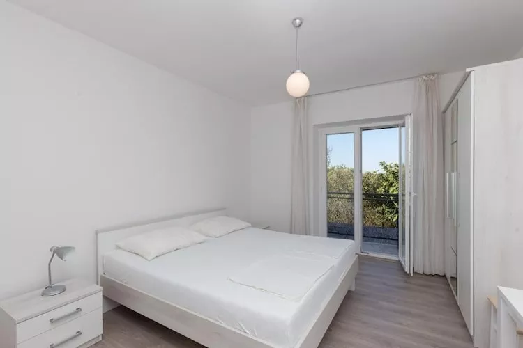 Rooms Villa Bašica - Comfort Double Room with Balcony and Sea View (Soba 3)