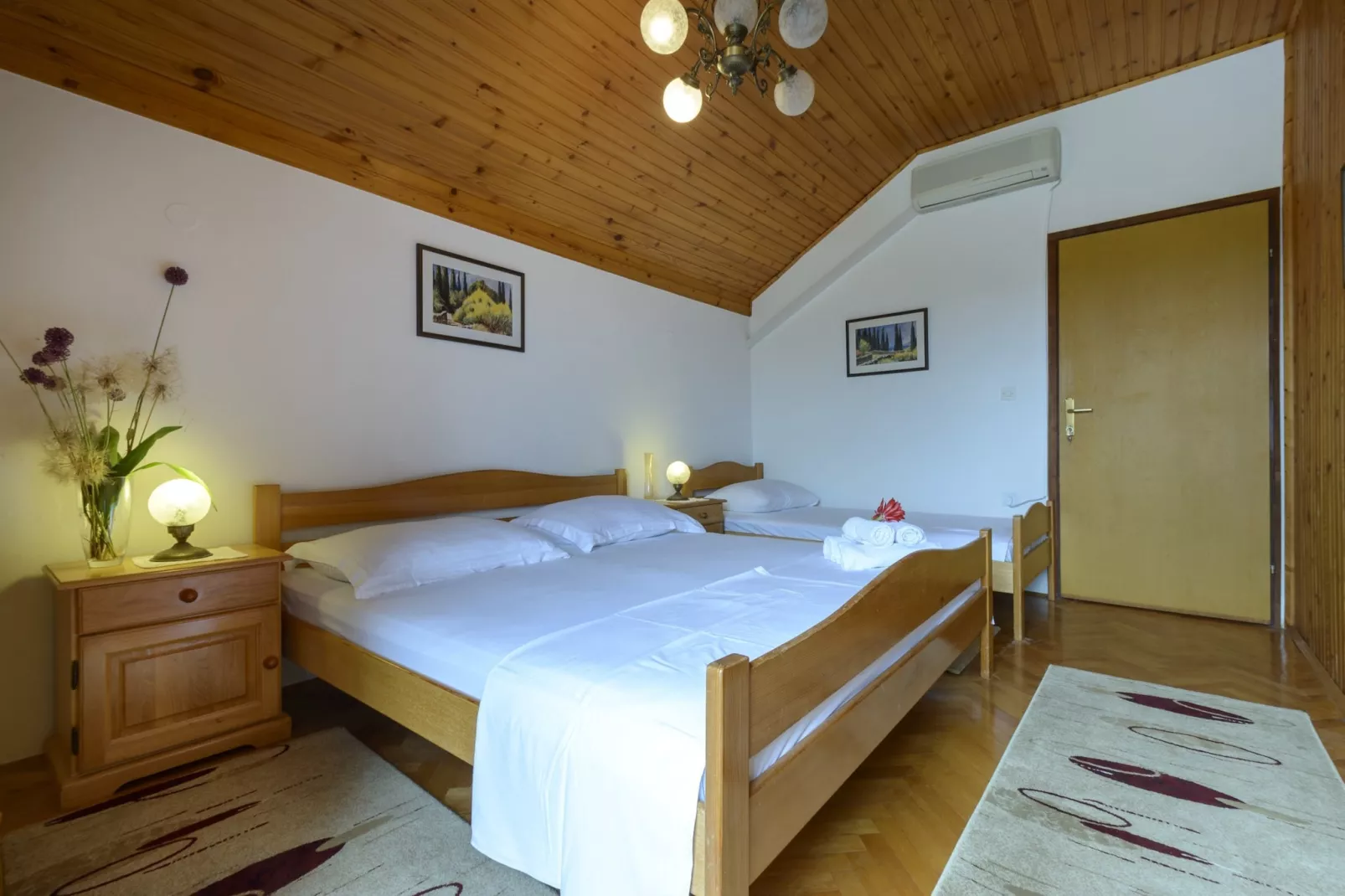 Oreb Dream Apartments - One Bedroom Apartment with Terrace and Garden View (Apartment 3)