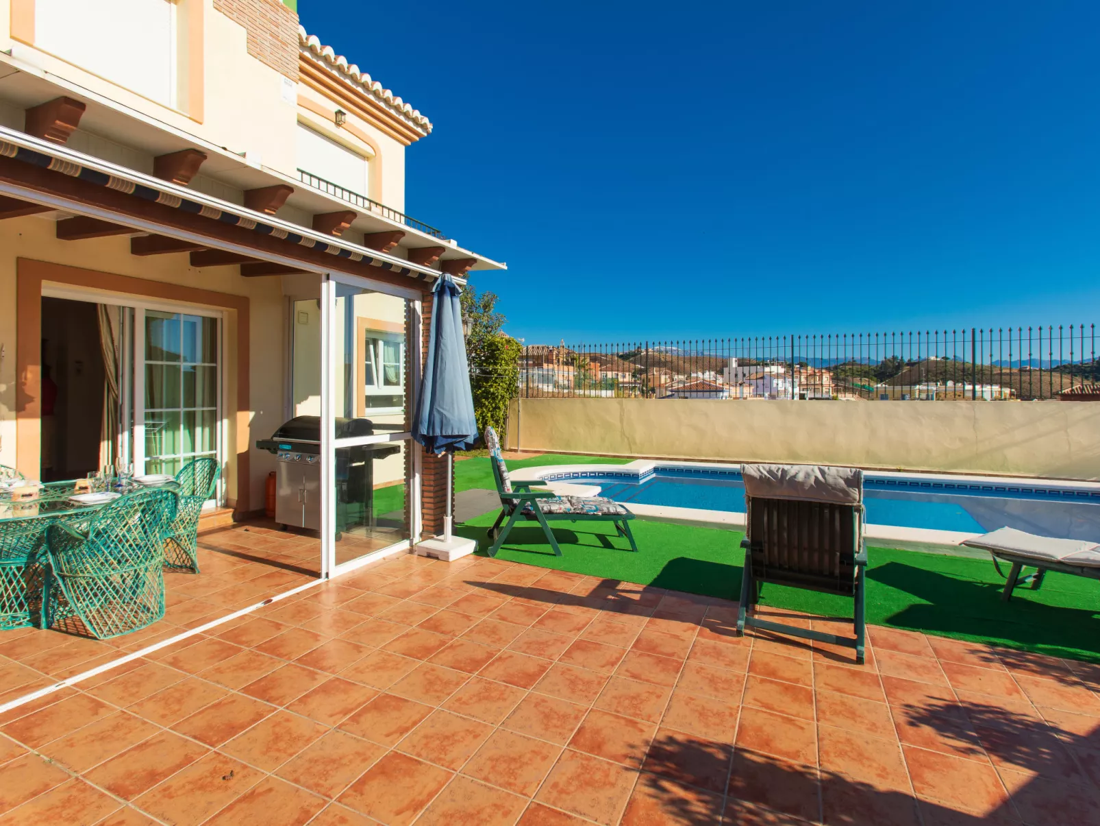 La Esperanza - Draußen