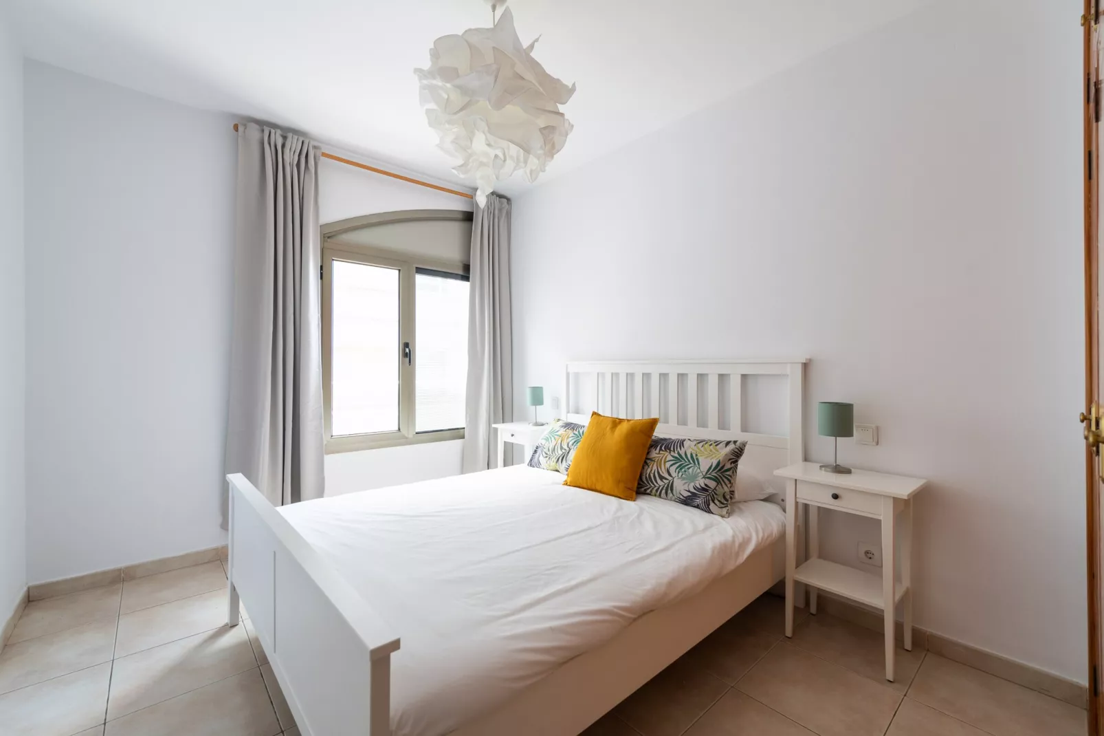Surf Beach Canteras & Parking By CanariasGetaway