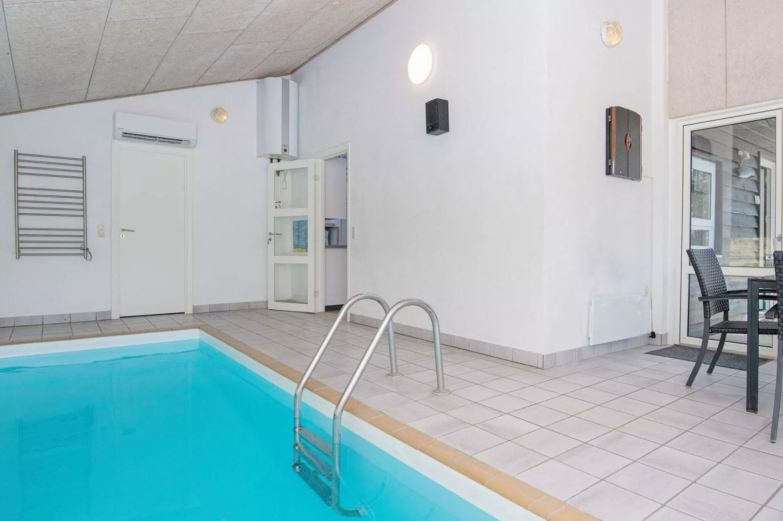 10 Personen Ferienhaus in Ebeltoft-Schwimmbad
