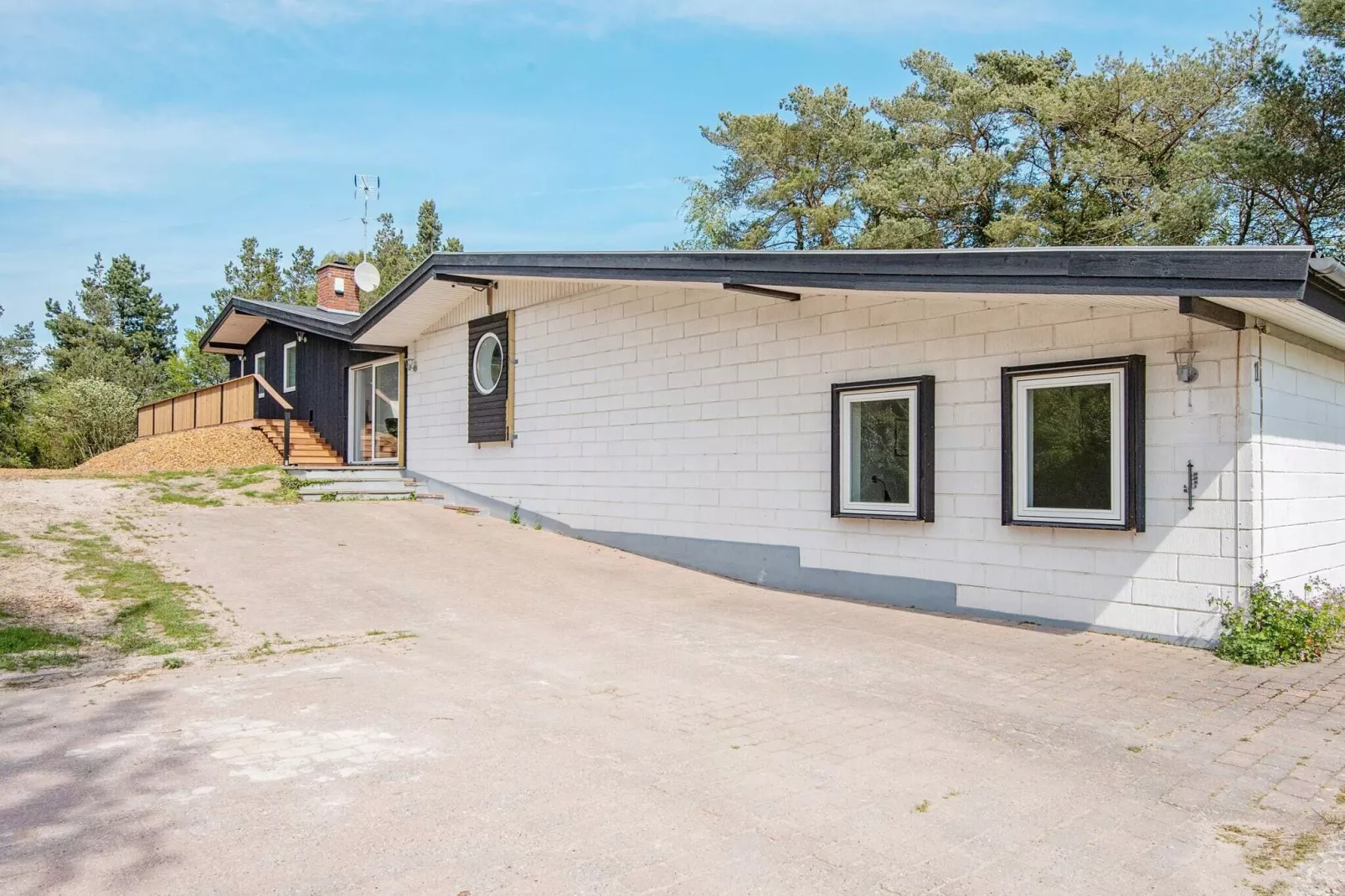 10 person holiday home in Knebel-View