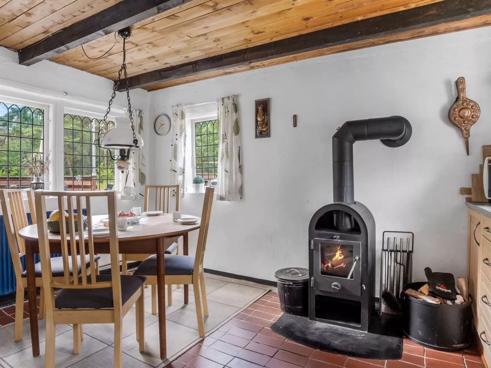 "Hoat" - 1.7km from the sea-Inside