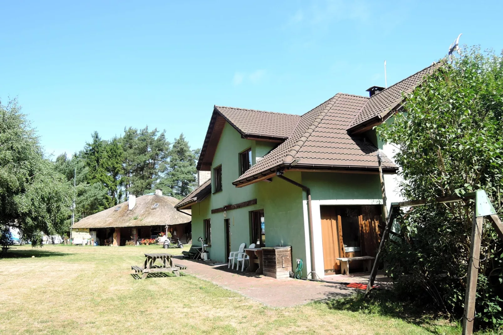 Pod świerkami pokój nr 1 dla 2 osób-Außenbereich Sommer