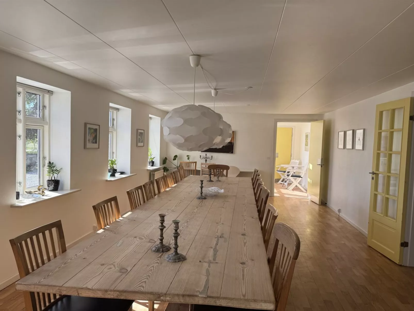 "Har" - 1.2km from the sea-Drinnen