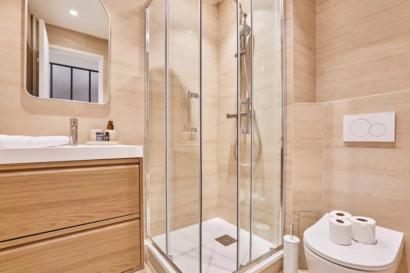 SUITE CHARONNE