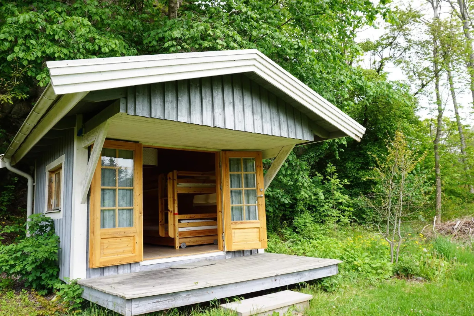 Peaceful Coastal Getaway on Oddo