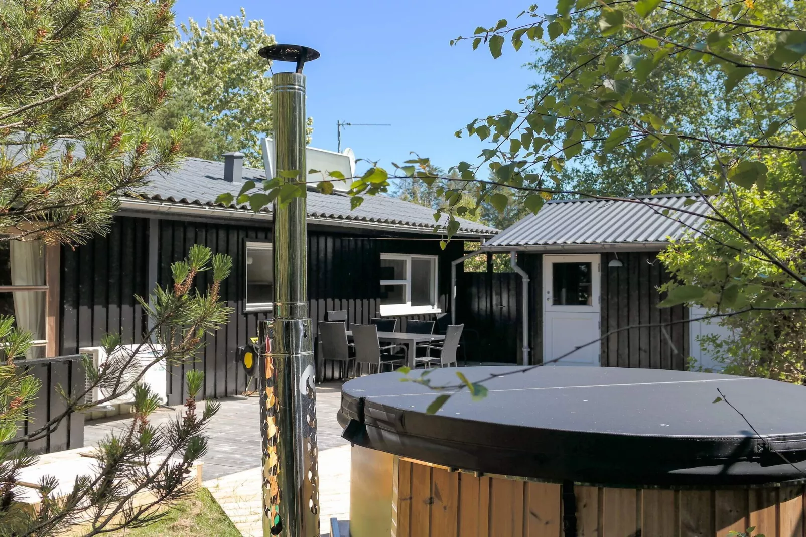 6 person holiday home in Brovst-By Traum