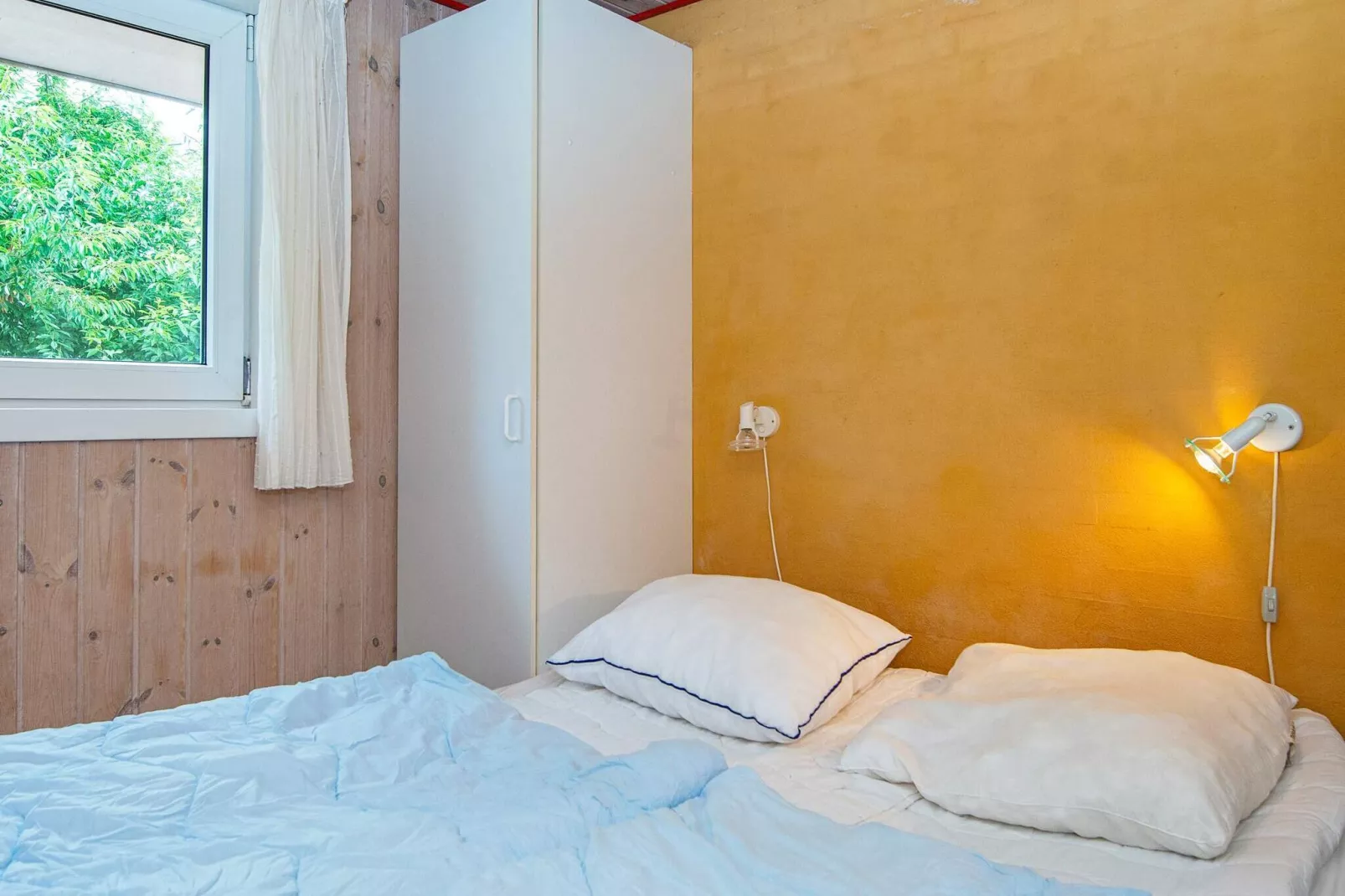Renovated Retreat with Pool - By Traum Ferienwohnungen-Indoor