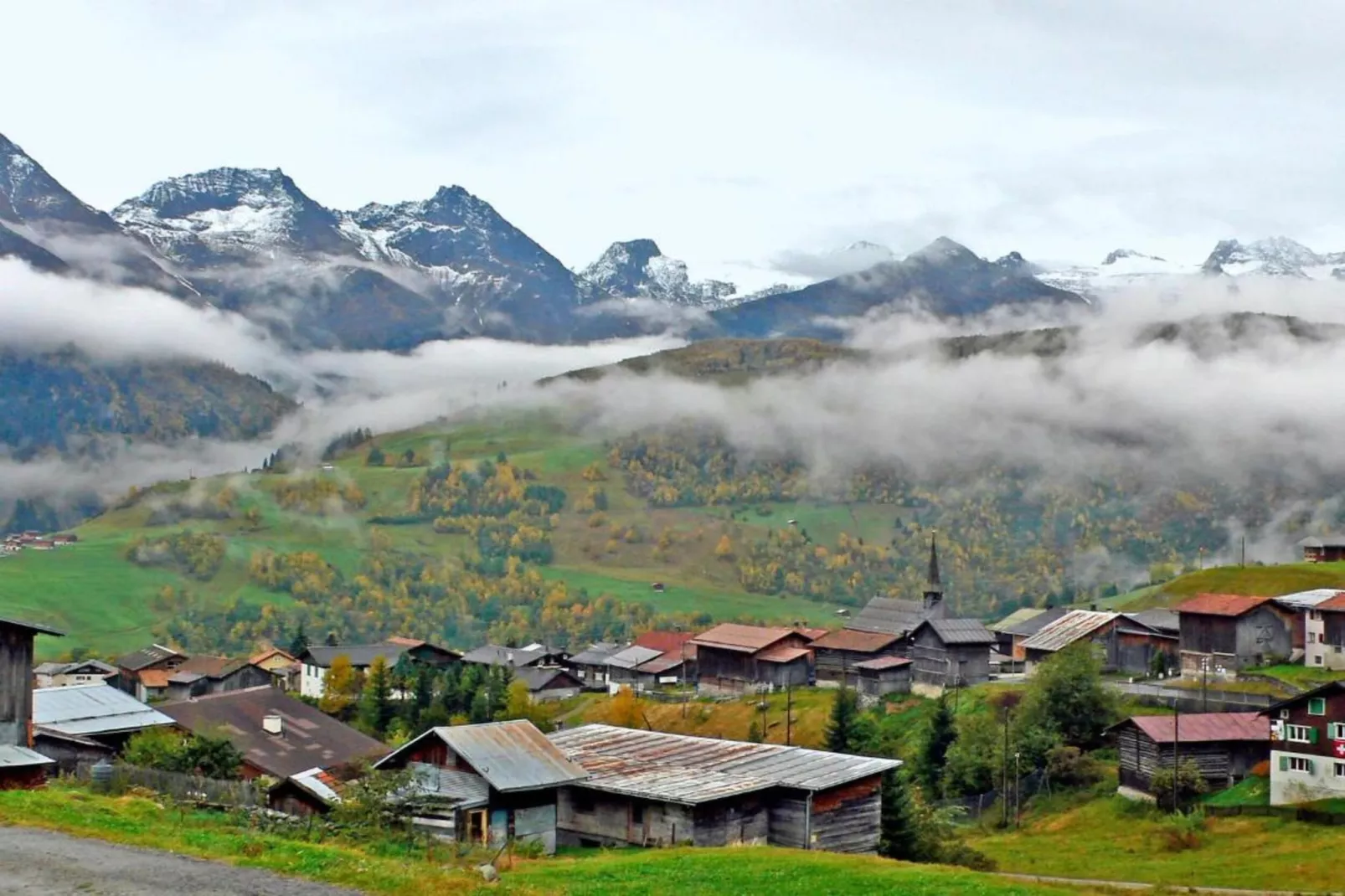 La Sclarida-Areas within 5km in summer