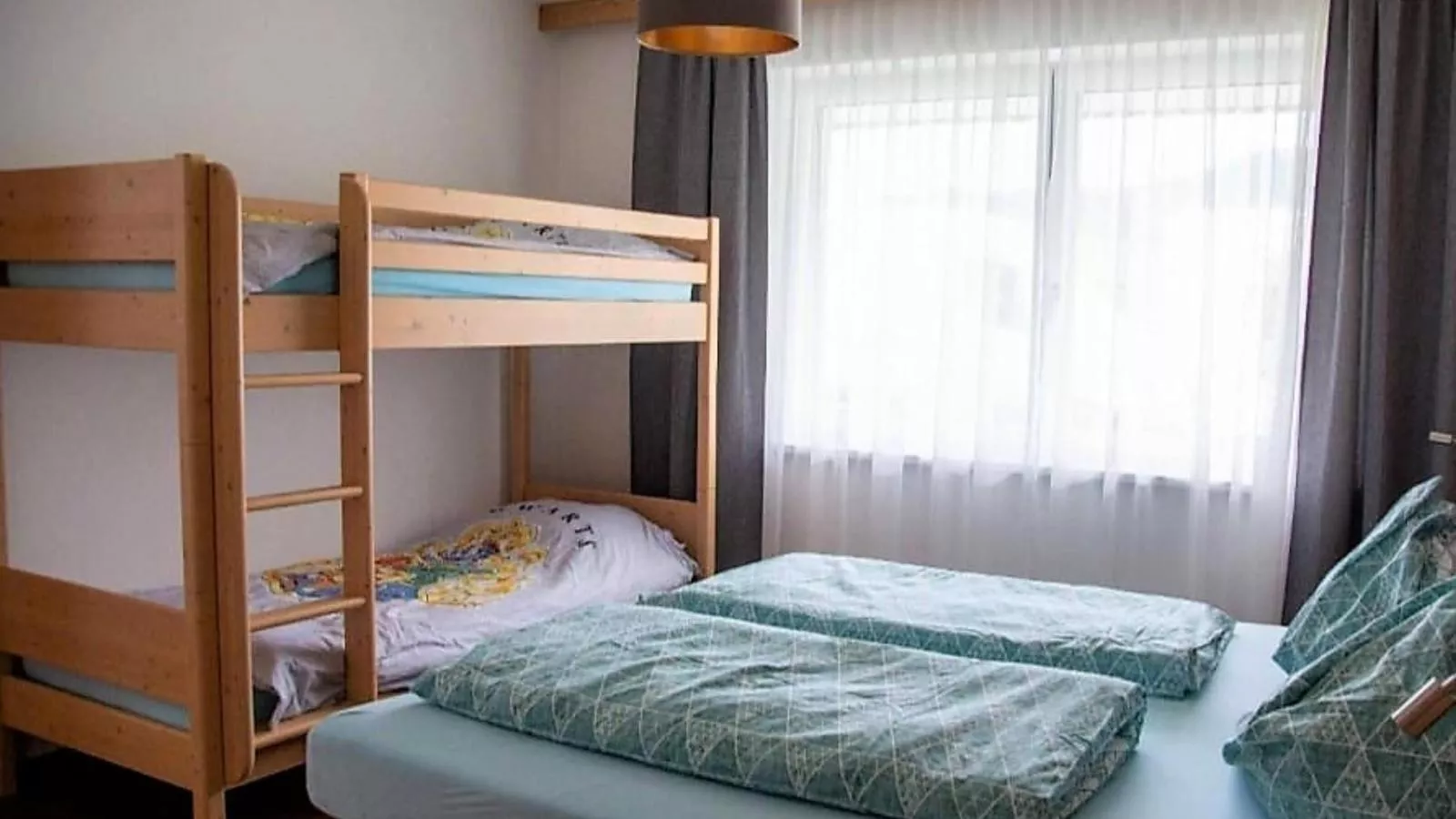 Pabstin-Bedroom