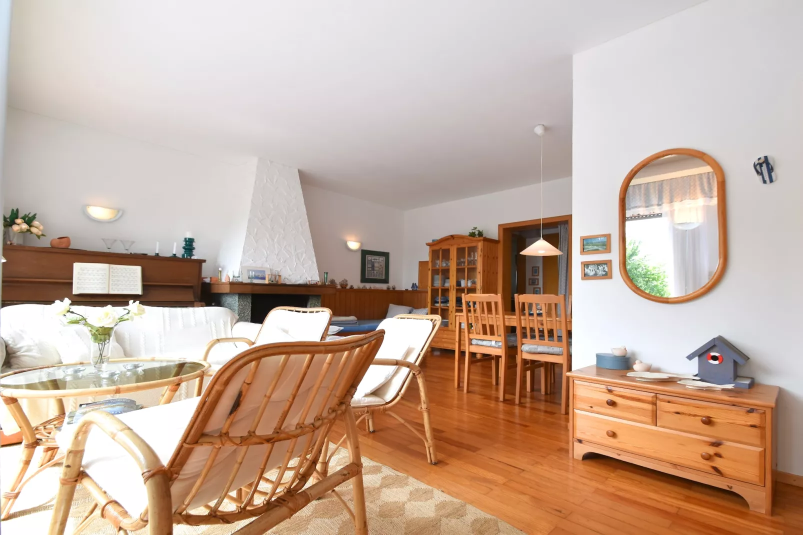 Am Sorpesee-Living room