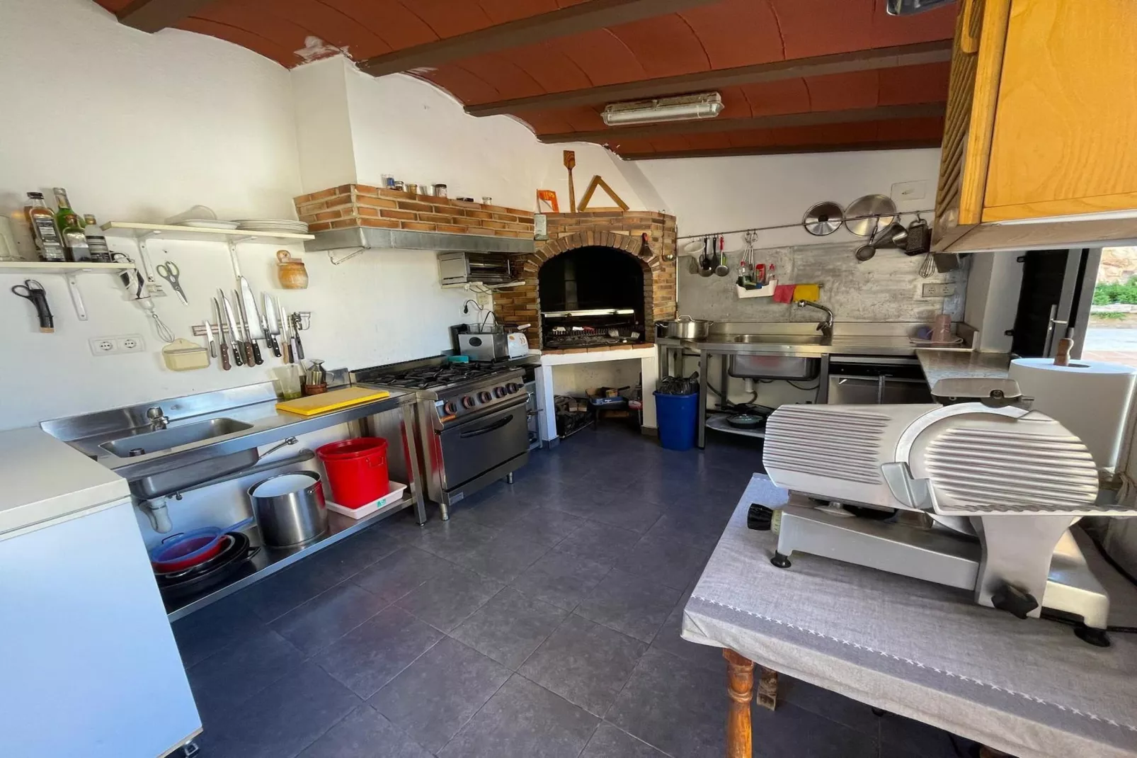 Casa Crepuscle-Kitchen