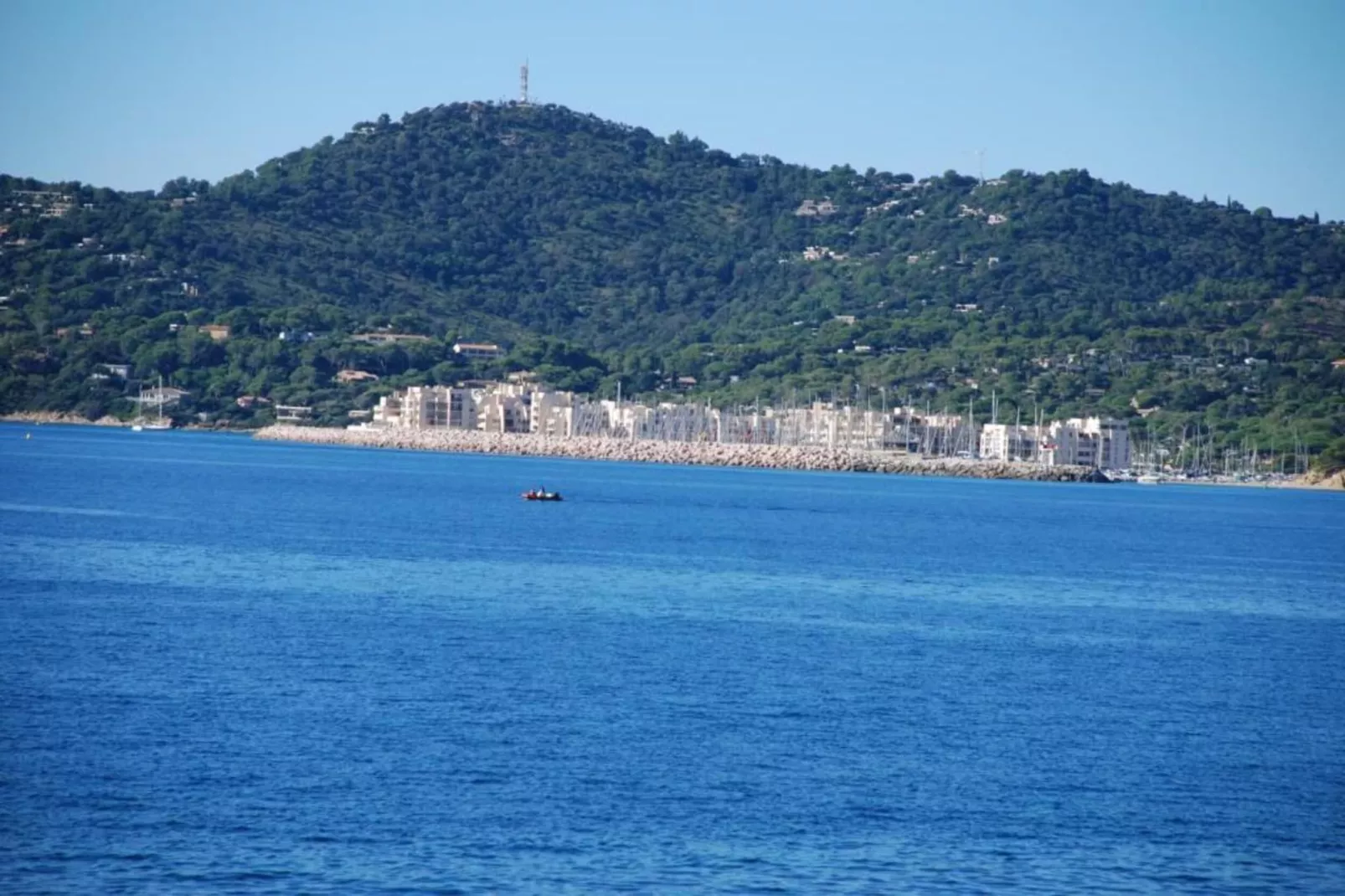 Domaine Anoutous Carry-Areas within 20km in summer