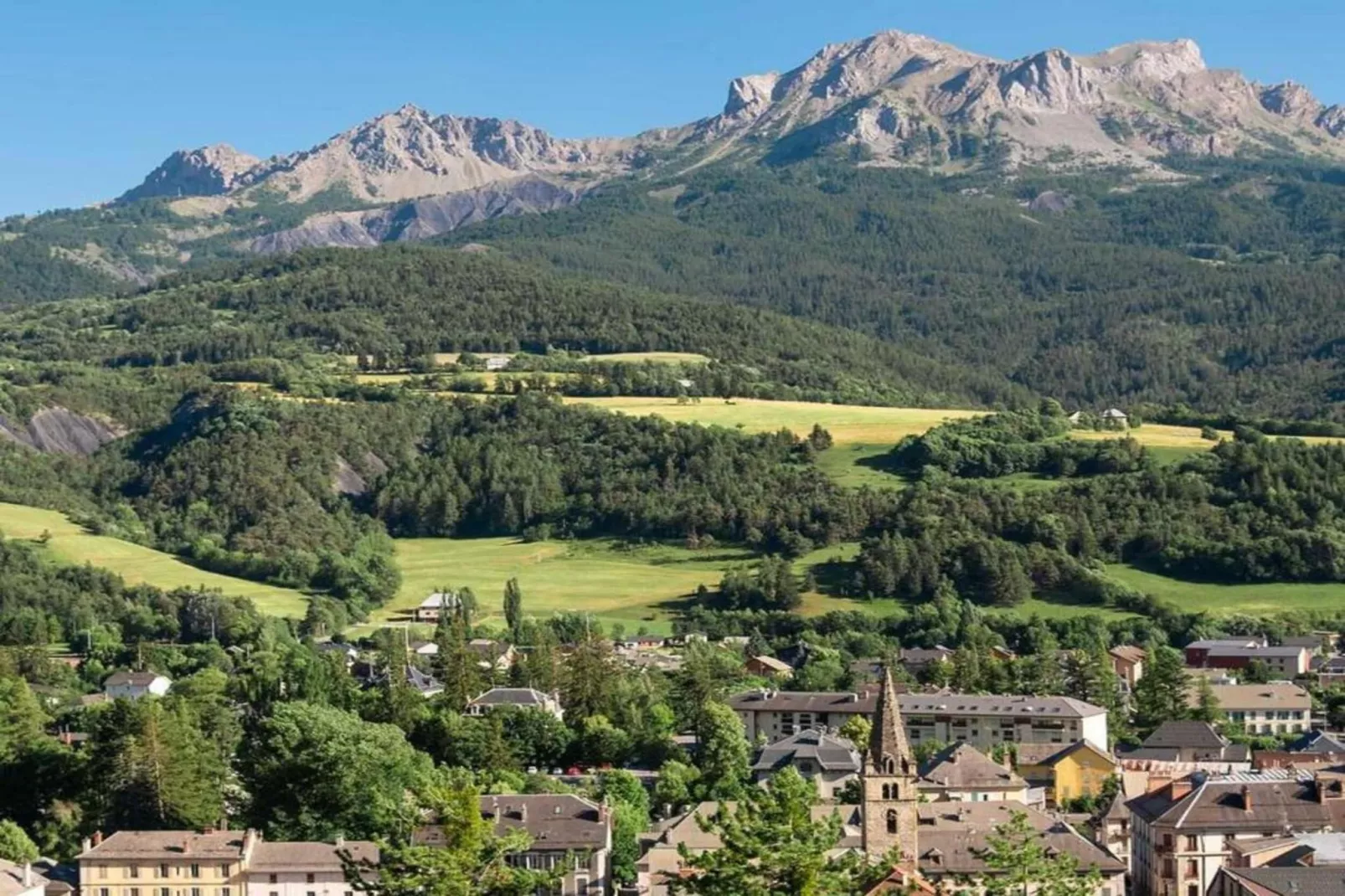 Le Village de Praroustan 4-Gebiete Sommer 20 km