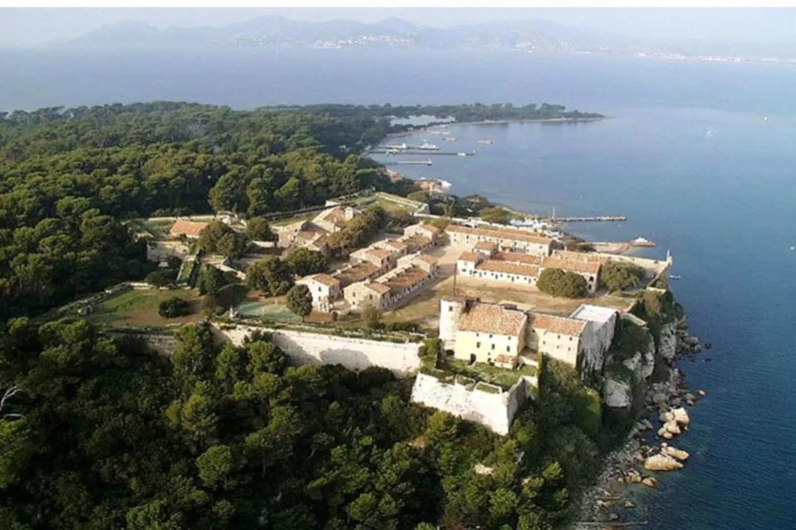 Aparthotel Villa Annette 2-Gebiete Sommer 20 km